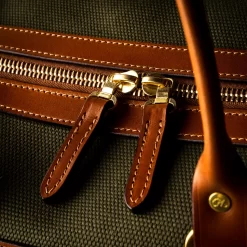 Medium Sutherland Bag In Hunter Green & Mid Tan -Clothing Shop 77a0195 edit