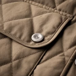 Broadland Gilet In Wildgrass -Clothing Shop 77a9586 edit