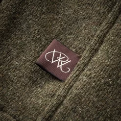 Lyell Fleece Gilet In Moss -Clothing Shop aw2021 details 2961 edit