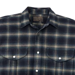 Filson Alaskan Guide Shirt In Navy, Pine And Bronze Plaid -Clothing Shop fmcam0005w0167 432 fls 14 8f1a3023 22e7 4998 a3cd b9fa24abb92f 2000x