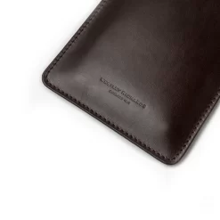 European Certificate Wallet In Dark Tan -Clothing Shop wr certificate wallet 2666 edit 1