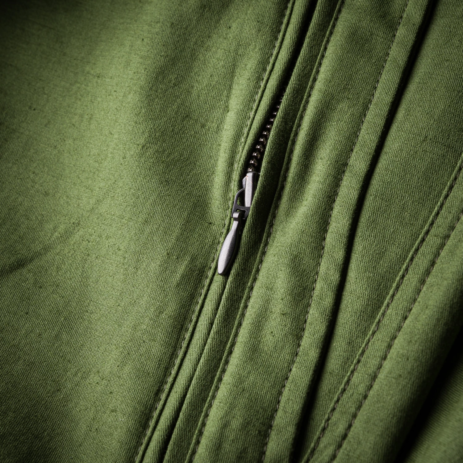 Safari Shorts In Hunter Green 7 Safari Shorts In Hunter Green - Image 7